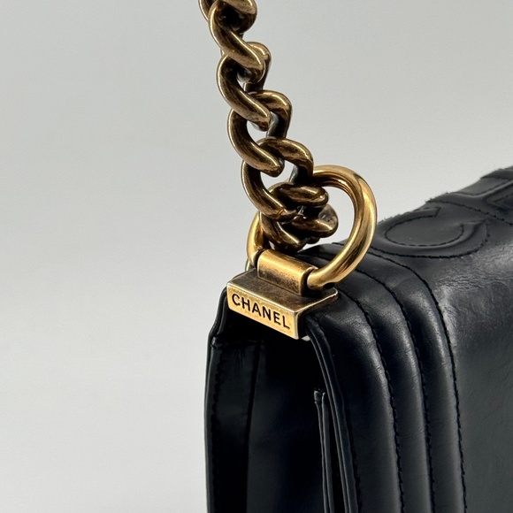 Chanel Black Boy Leather Handbag - Picture 3 of 13